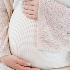 在对话过程中🤭👨‍🚀播放微波炉加🙀🌆热完成后的提示音🇲🇸🔠、切菜声等日常⏬